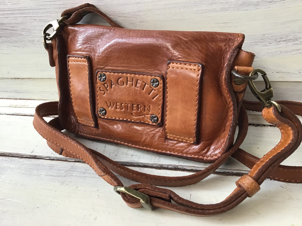 Montana West Concealed Carry Western Tooled Leather Crossbody Purse an — AJ  Tack